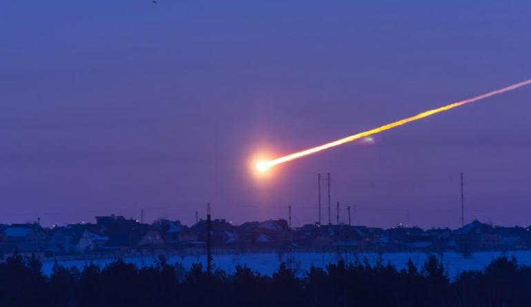 В хакасии упал крупный метеорит (видео) Где упал метеорит в году